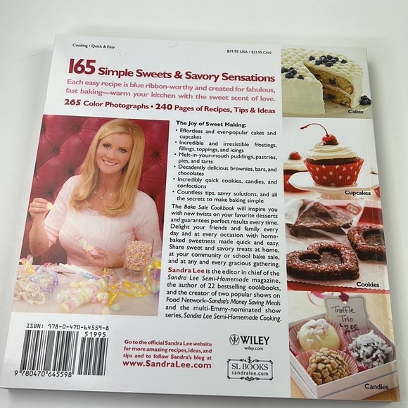 Cookbook - Bake Sale Cookbook - Sandra Lee - Picture 2 of 9